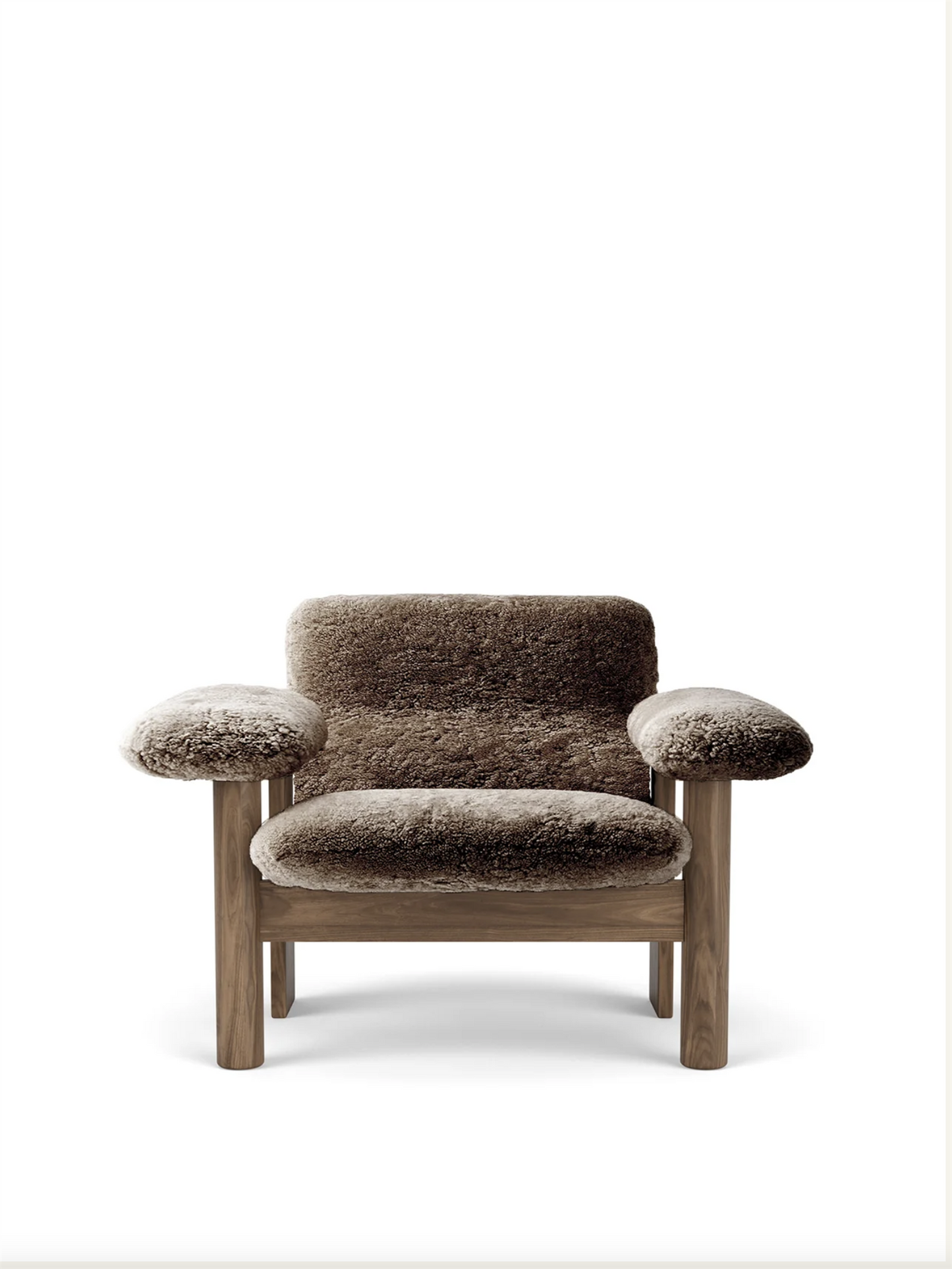 BRASILIA LOUNGE CHAIR, LOW BACK, Walnut/SHEEPSKIN SAHARA