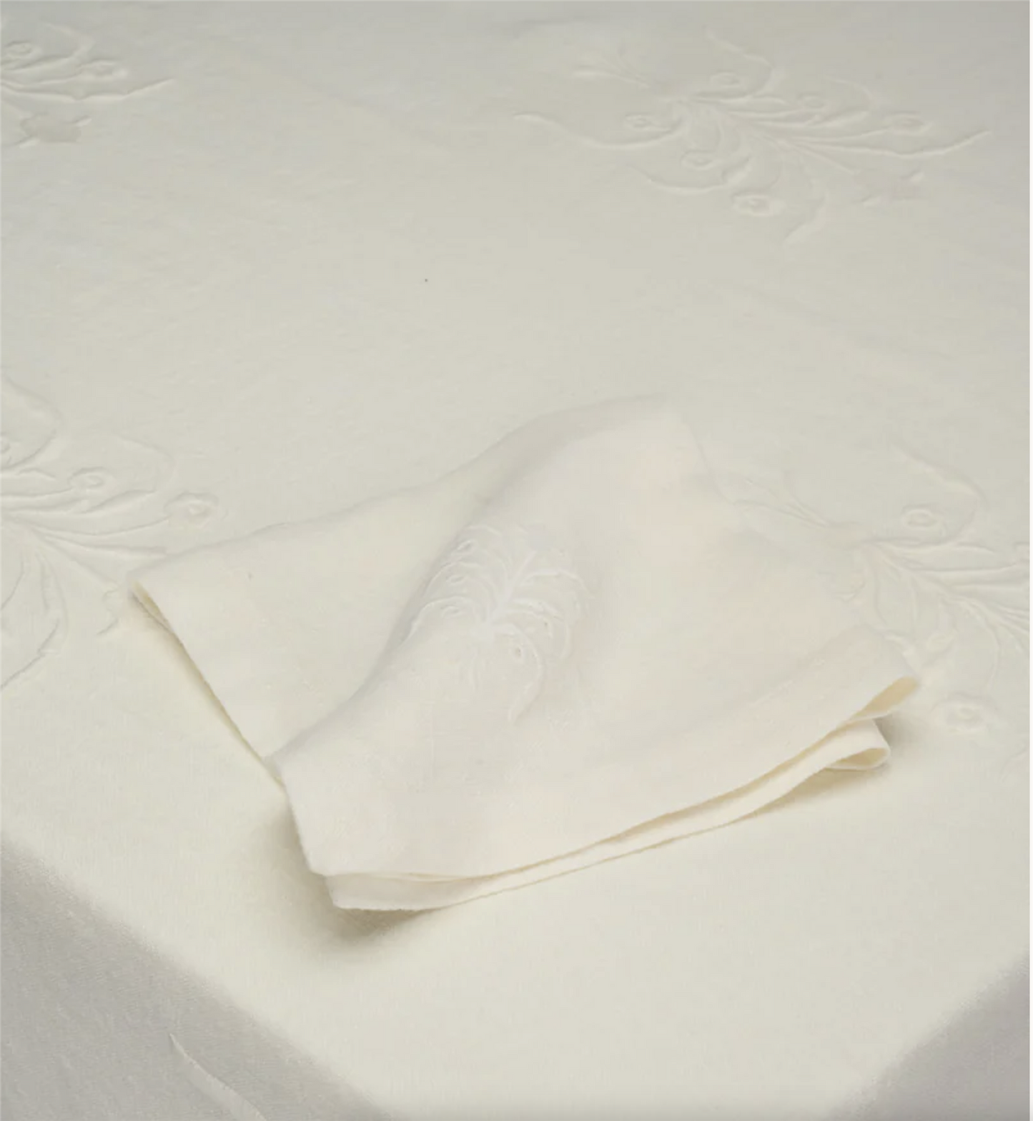 Floral linen tablecloth, white 160x280 cm