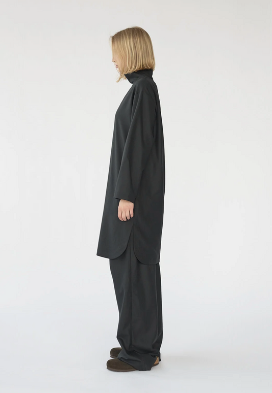 Fine wool long shirt dress size 2