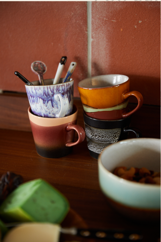 70s ceramics: americano mug clay