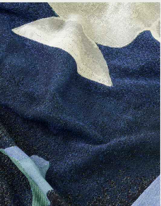 Momento Throw JH46 Jaime Hayon 2024.   Midnight Blue