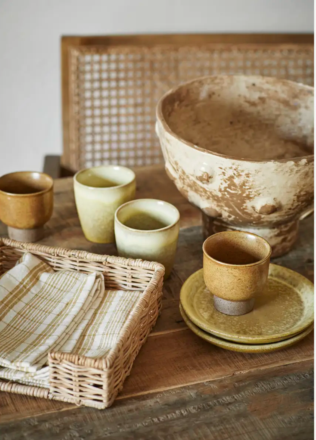 Rattan napkin holder 20x20x6 cm