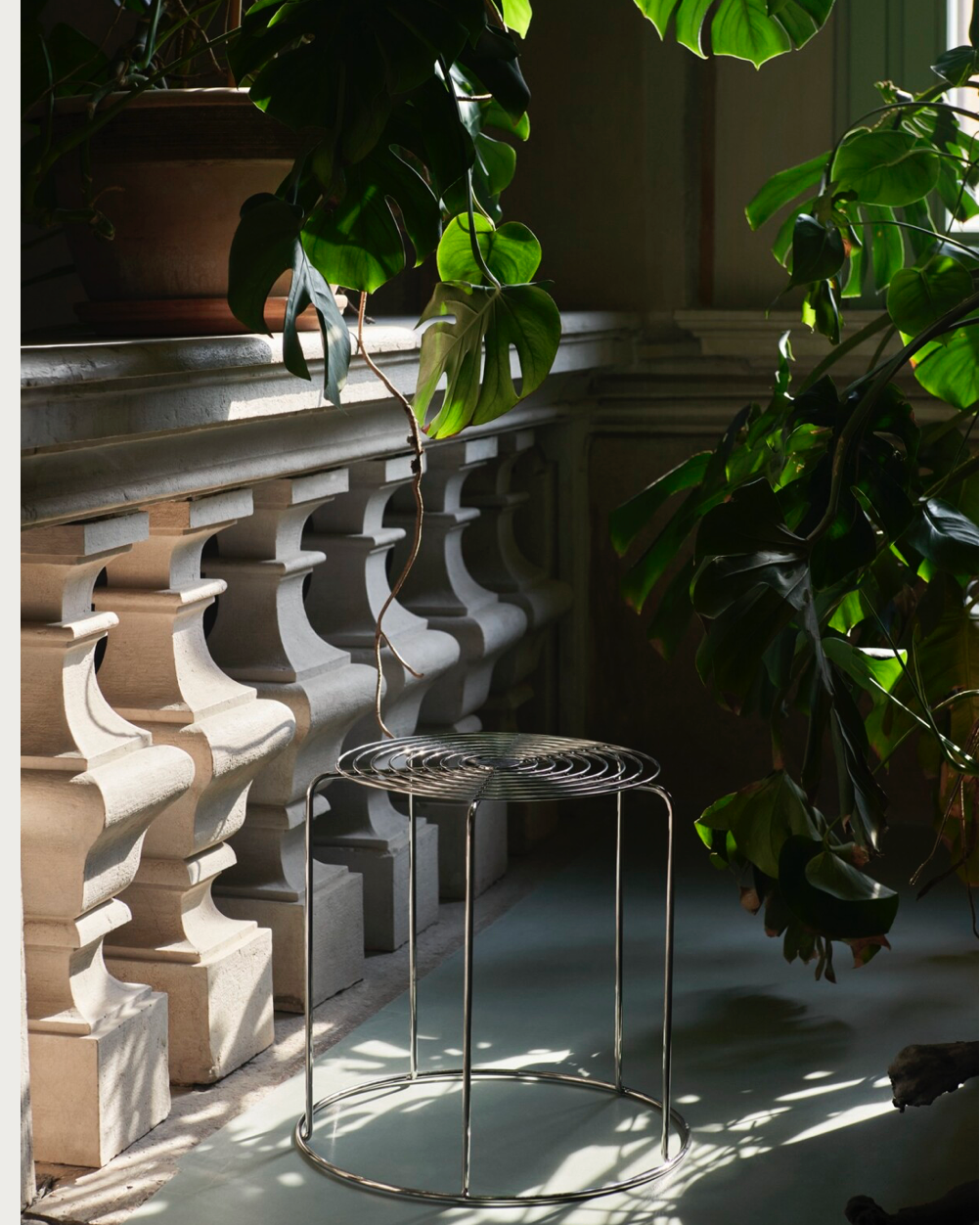 Wire Stool VP11 inkl marble top Bianco Carrara