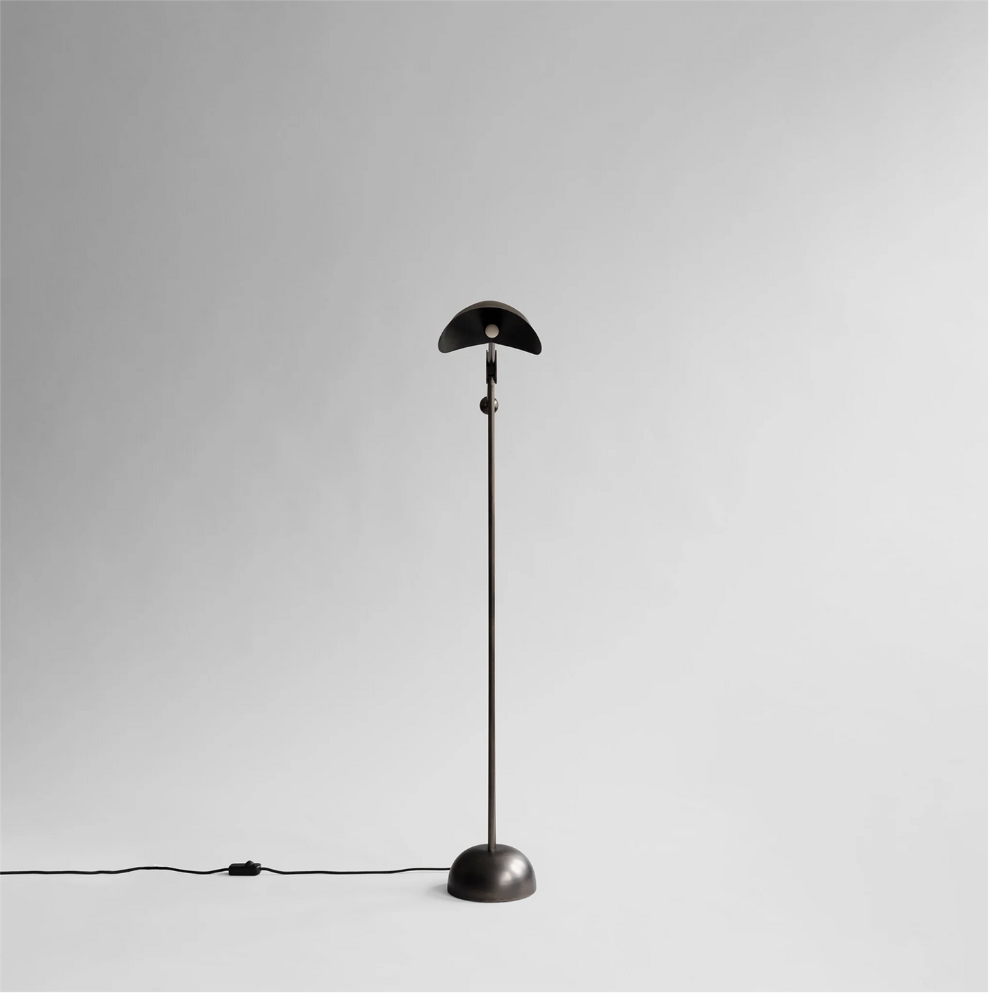 Stingray Floor Lamp - Bronze