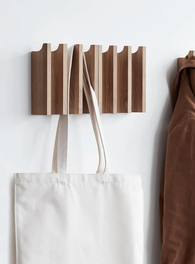 Column Coat Rack Oak