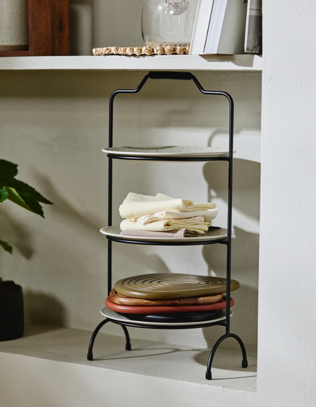 Primula serving stand