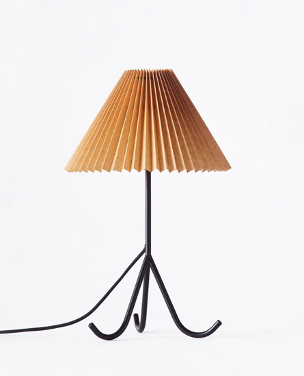 Geraldine table lamp