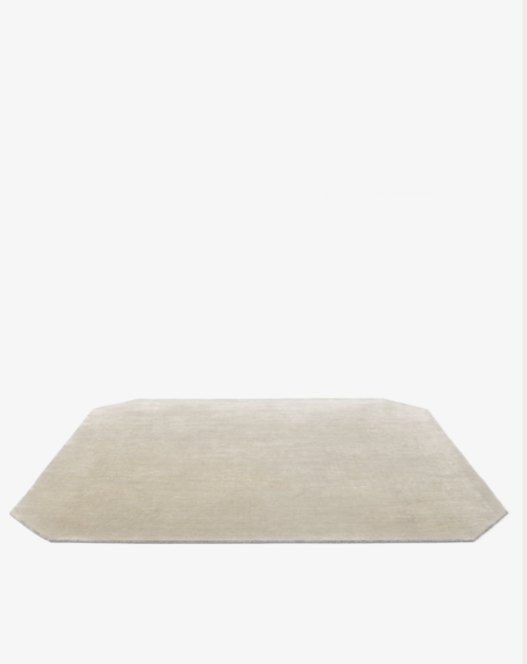 The Moor  AP8 Beige Dew W: 300cm x L: 300cm