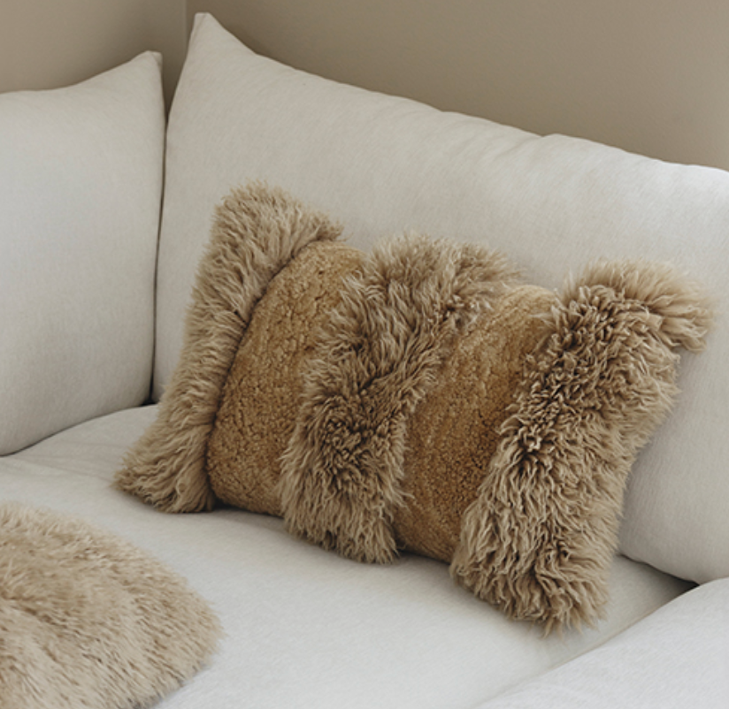 Dune lammeskinnpute honey 40x60cm