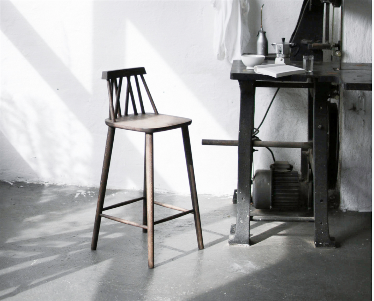 Non bar chair smokedoak 65 cm