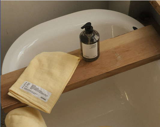 LIGHT TOWEL | PALE YELLOW| HAND TOWEL