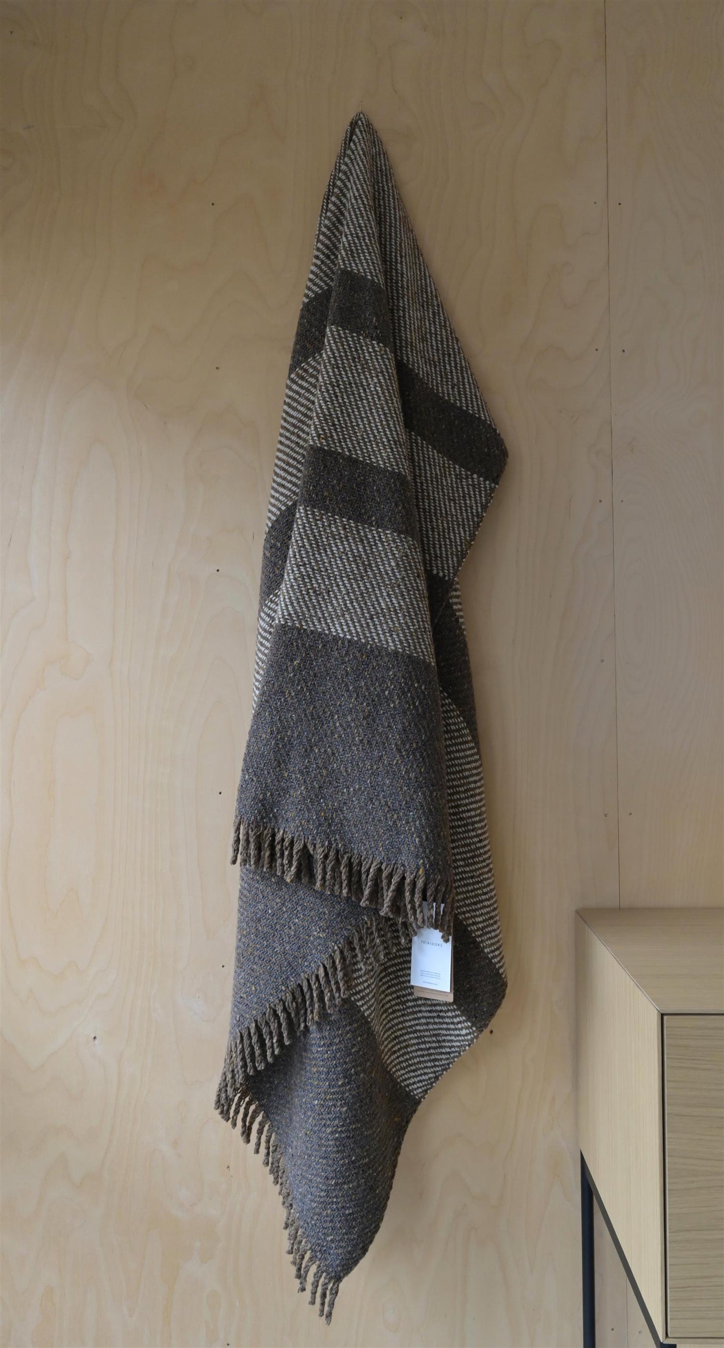 Treviso throw limited by\Sunde 140x180 grey, brown, nature