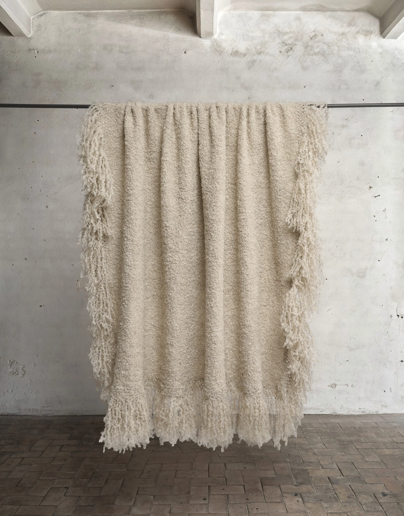 Beige Throw 140x180cm