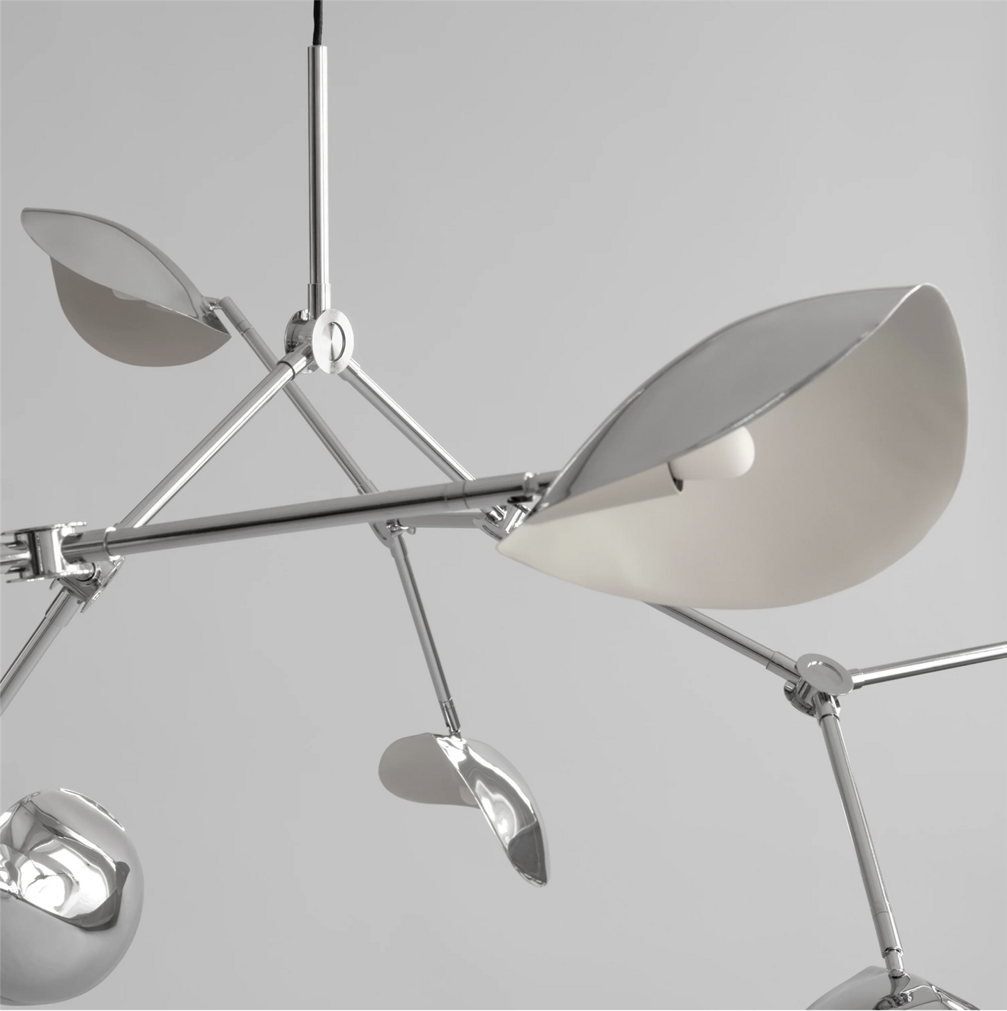Stingray Chandelier, Grande - Chrome