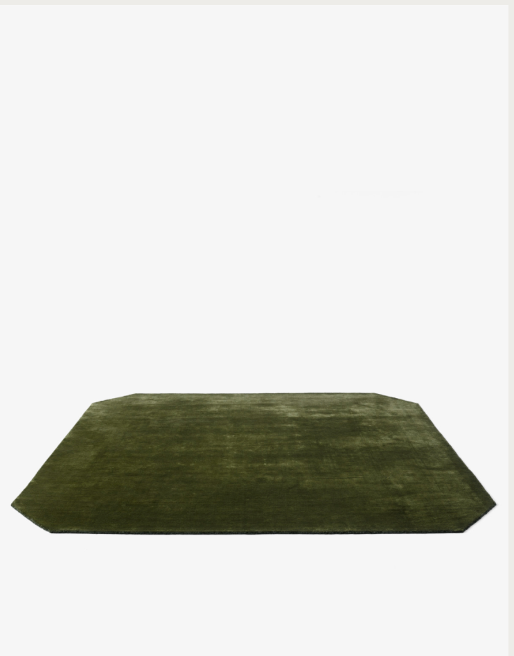 The Moor  AP8 Green Pine  W: 300cm x L: 300cm