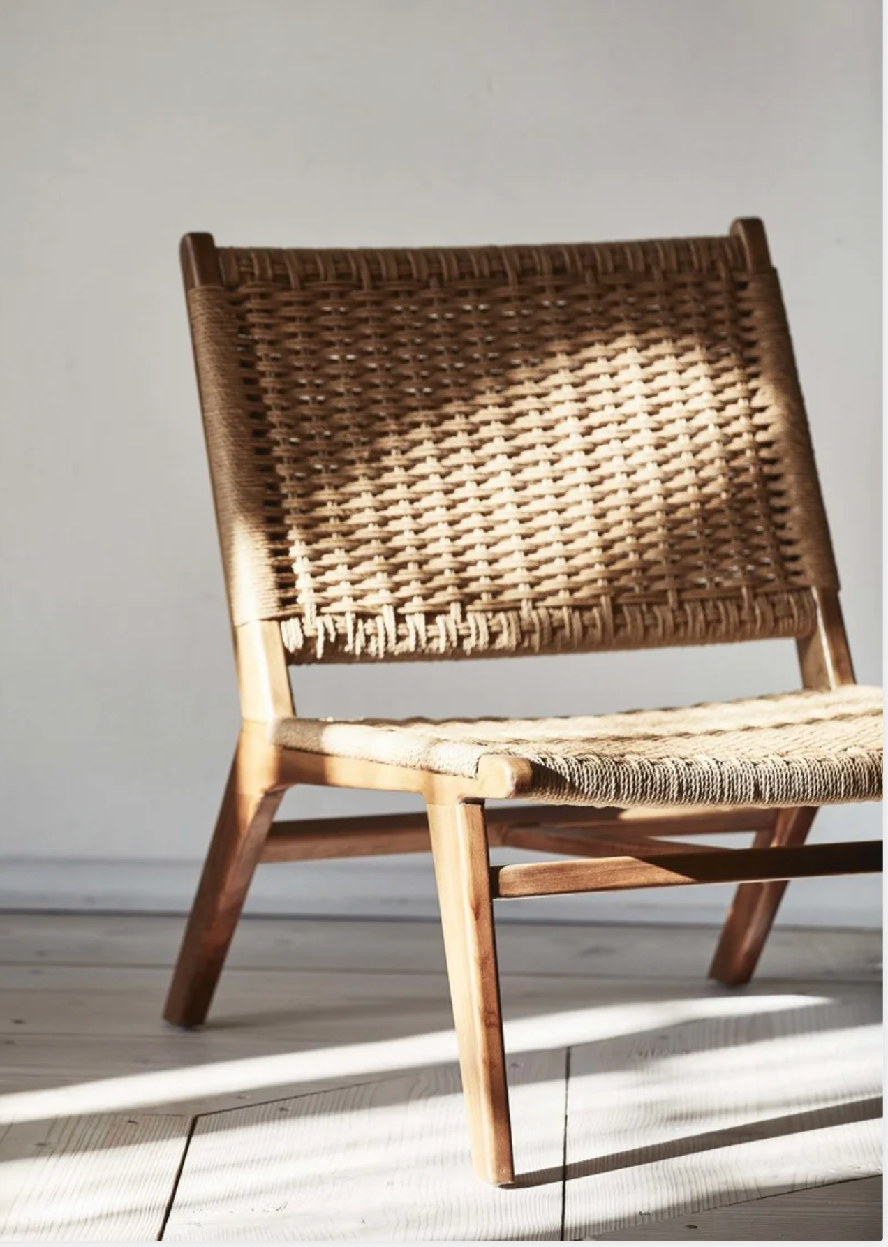 CLUB LOUNGE CHAIR, TEAK/WEAVING