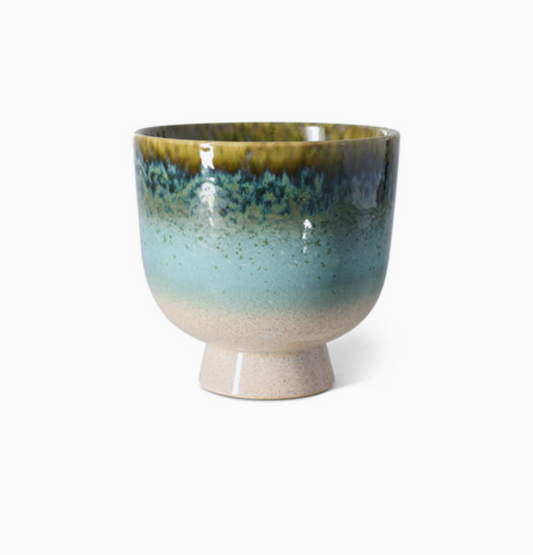 Retro flowerpot lagoon