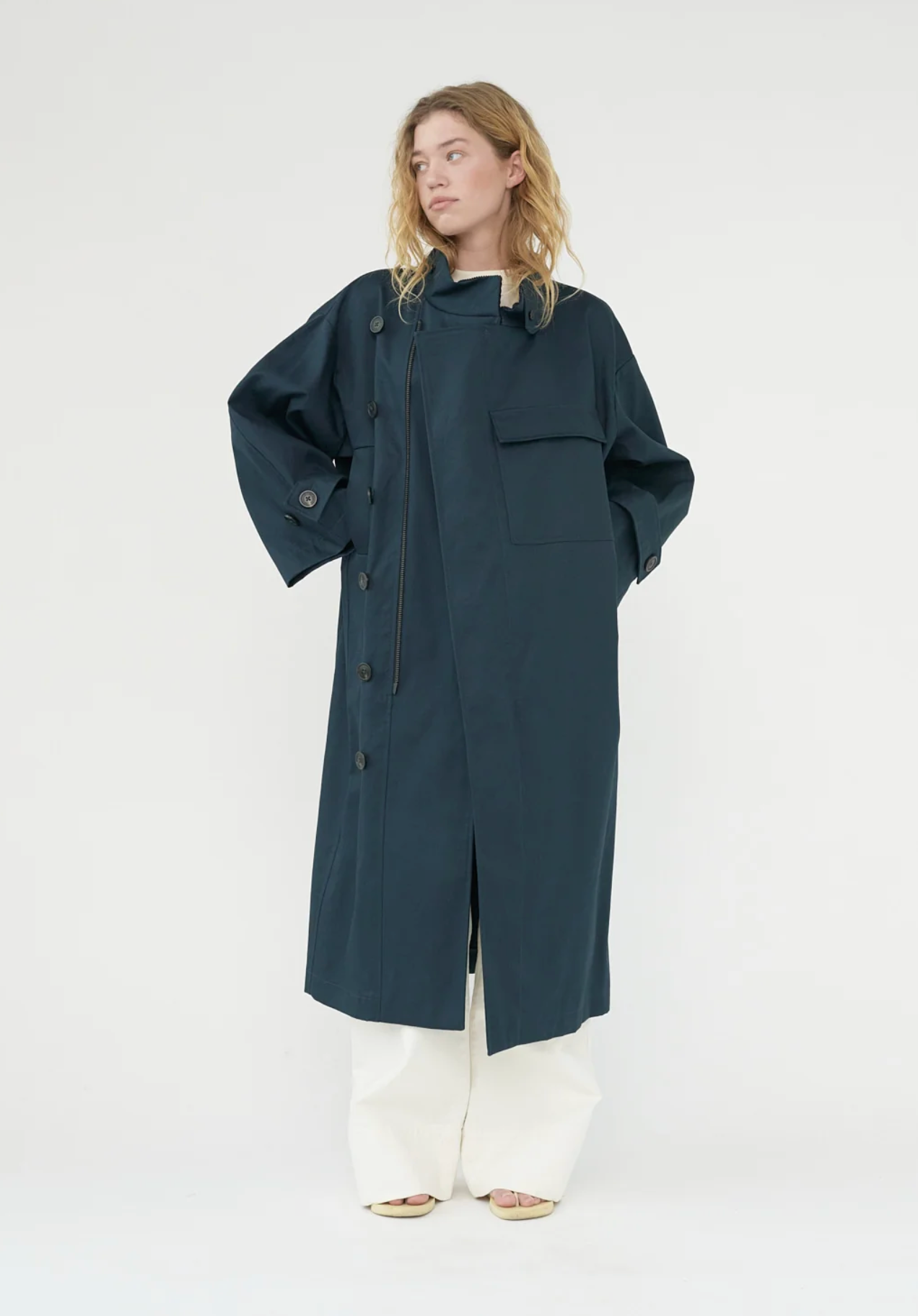 Water resistant coat navy size 1