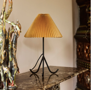 Geraldine table lamp