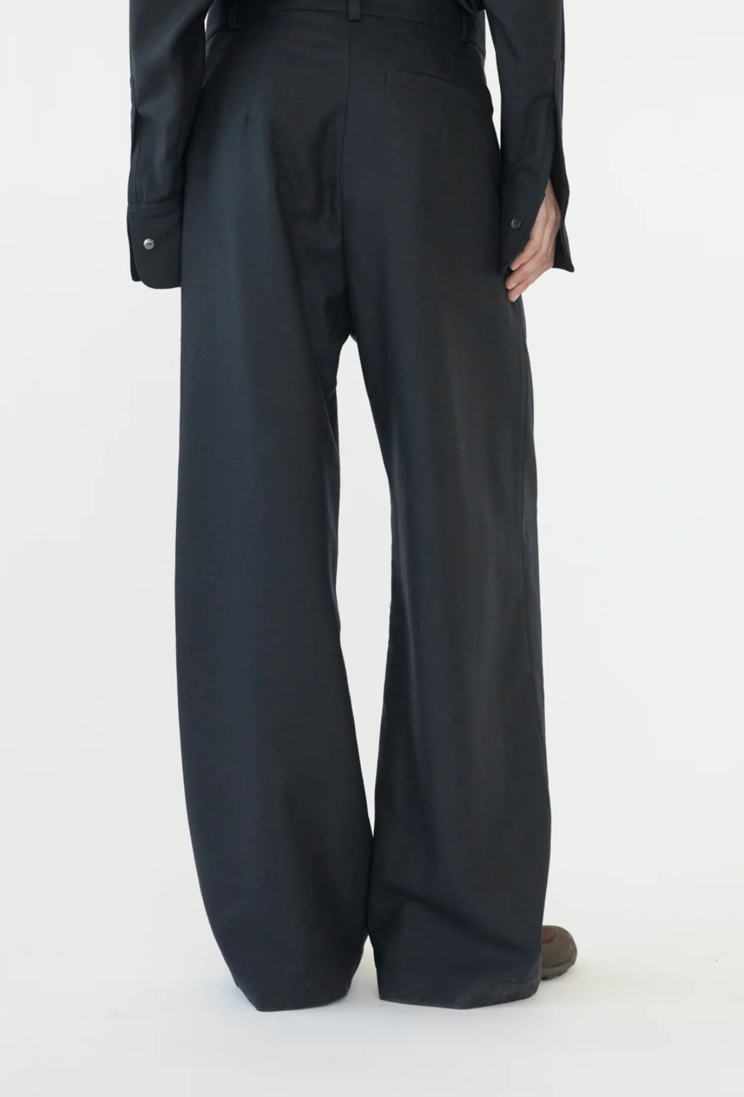 Fine wool wide box trousers navy size 2