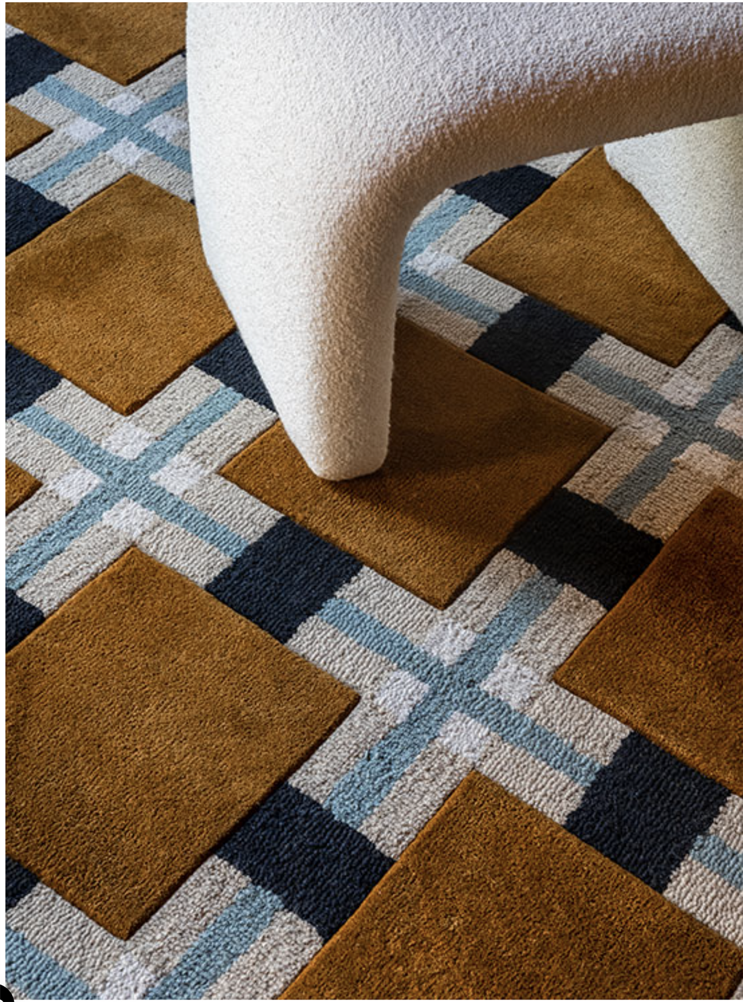 Evelina Kroon  Ullteppe - Ochre Fields 200-300 cm