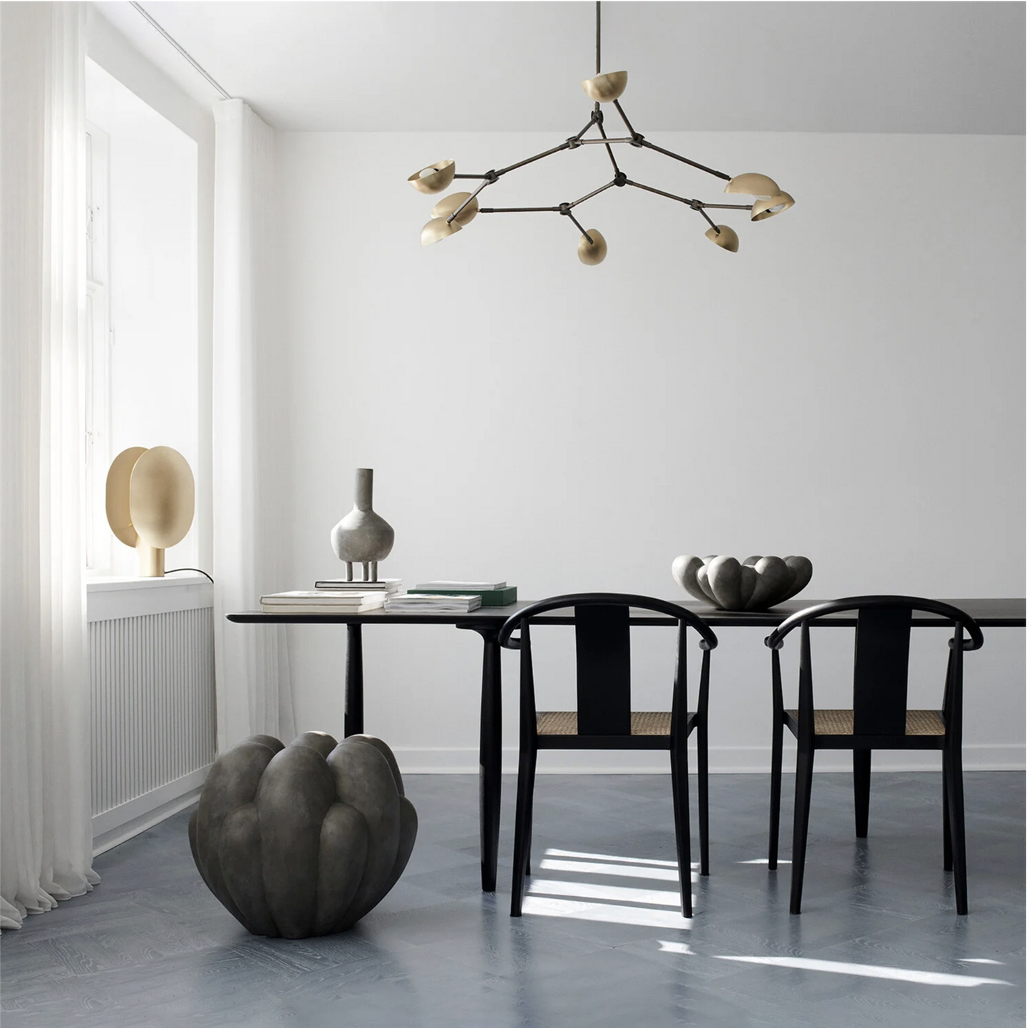 Drop chandelier brass