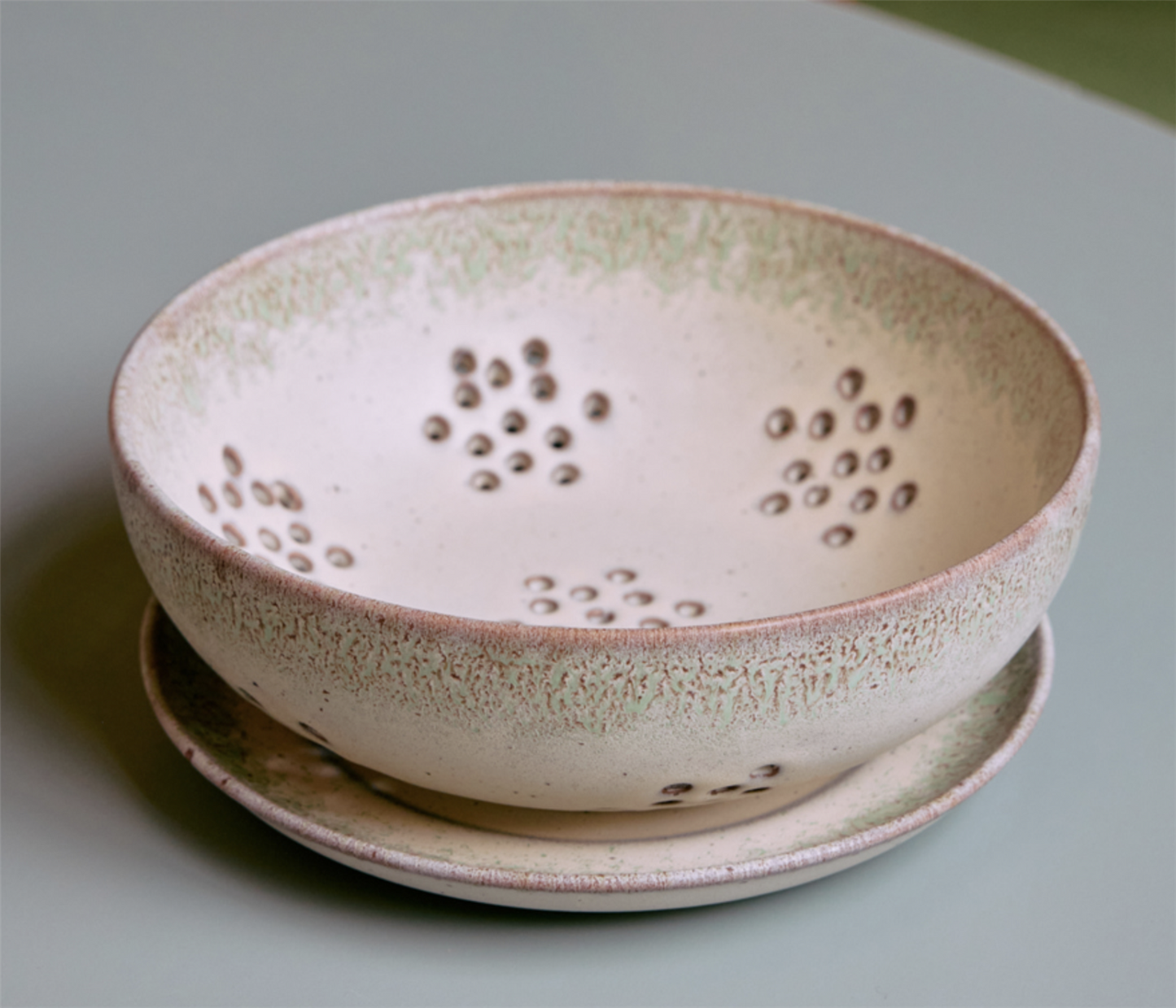 70s ceramics berry bowl slush