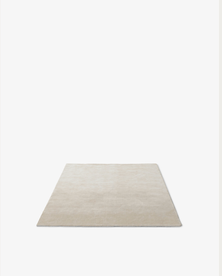 The Moor  AP5 Beige Dew W: 170cm x  L: 240cm