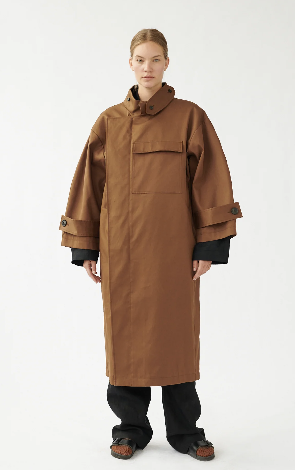 Water resistant coat brown size 1