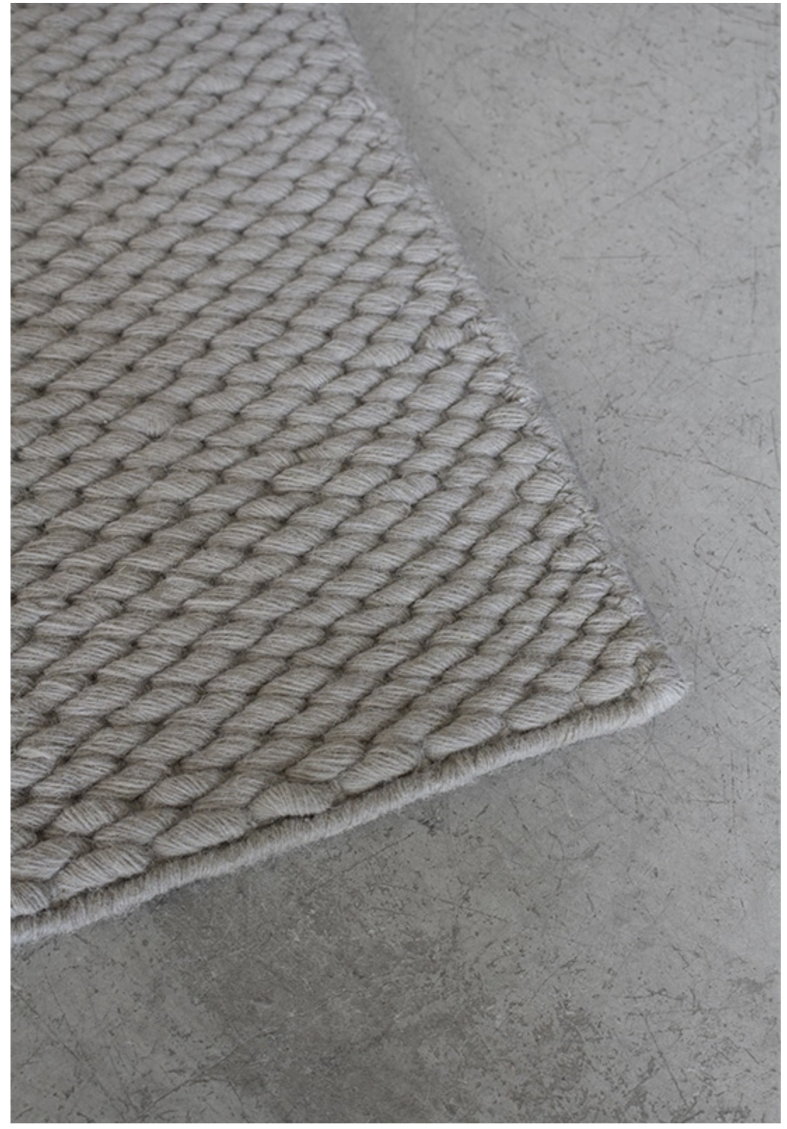 Wool structured ullteppe True greige 250x350 cm