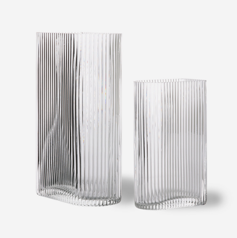 Clear Ribbed Vases - 2 stk.
