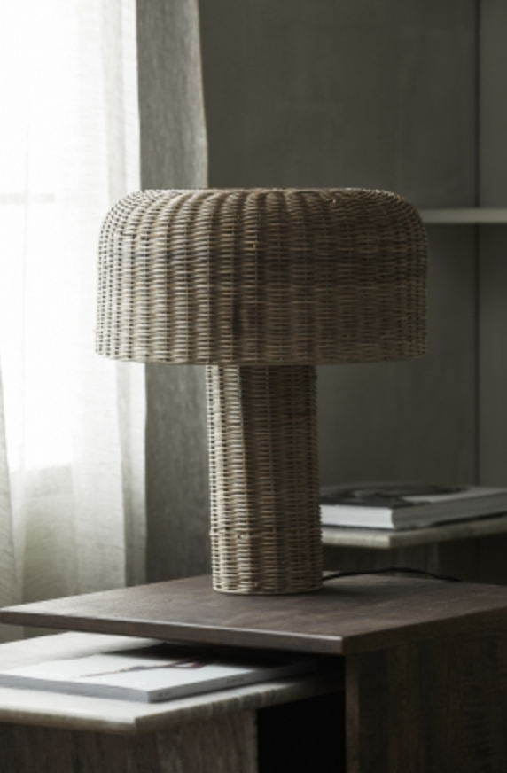 Atum rattan table lamp