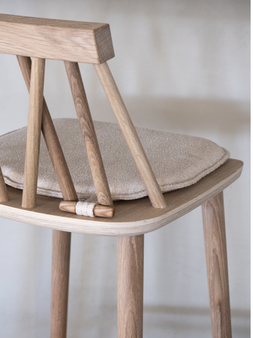 Non bar chair oak 65 cm